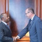 Ali Bongo s’entretient avec l’ambassadeur russe au Gabon