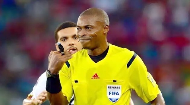 CAN Côte d’Ivoire 2023 : 68 arbitres retenus par la CAF dont trois Gabonais