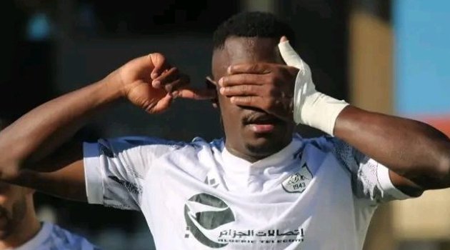 Ligue 1 algérienne&nbsp;: Randy Essang-Matouti offre la victoire à l’USM Khenchela face au Paradou AC