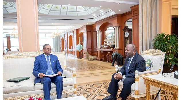 Edgard Anicet Mboumbou Miyakou de nouveau chez Ali Bongo