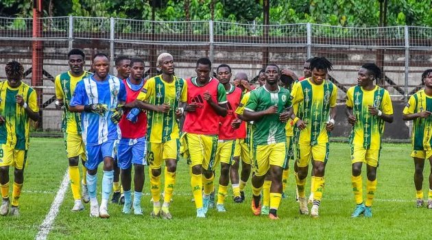 National Foot 2 : 12 buts et des surprises pour la 7e journée