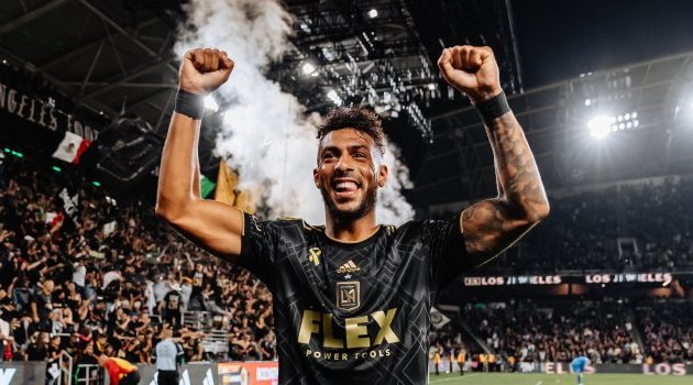 Major League Soccer : Denis Bouanga termine soulier d’or de la saison régulière