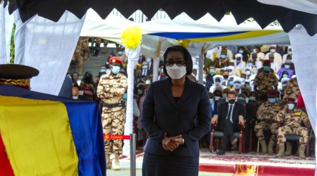 Ossouka Raponda à N’djamena pour les obsèques du Maréchal Idriss Deby Itno