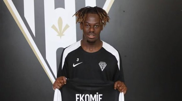 Transfert : Jacques Ekomié rejoint le SCO d’Angers : un nouvel atout pour le promu en Ligue 1
