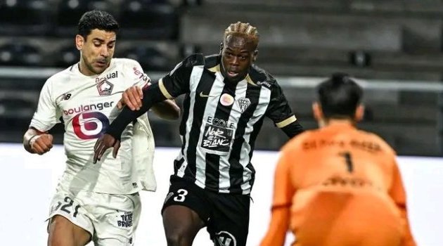 Ligue 1&nbsp;: Angers SCO marque le pas, Jacques Ekomié dans le dur face à Lille