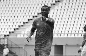 LDC CAF : Nzé Samaké qualifie le Stade d’Abidjan avec un doublé face à Côte d’Or
