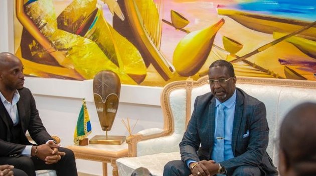 CAN 2023 : le trio arbitral gabonais choisi par la CAF honoré avant son départ pour la Côte d’ivoire