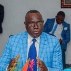 Max Limoukou au Cameroun pour une réunion de crise sur le coronavirus