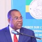 Julien Nkoghe Bekale boude les conclusions de la Task-force sur la santé
