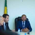 Foire algérienne de Libreville : Ogandaga échange avec son homologue algérien