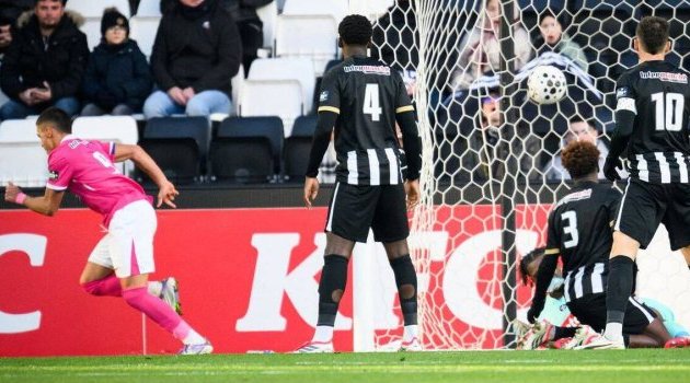 Coupe de France&nbsp;: Angers SCO éliminé, série noire pour Jacques Ekomié
