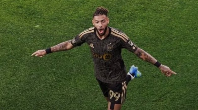 MLS&nbsp;: Denis Bouanga foudroie Orlando City avec un triplé historique en 8 minutes