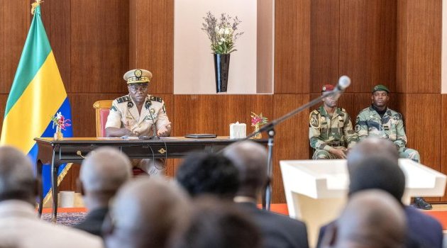 Le général Oligui Nguema appelle les travailleurs à une trêve sociale