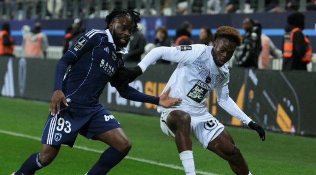 Angers SCO&nbsp;: Inquiétude pour Jacques Ekomié, sorti sur blessure face au Paris FC