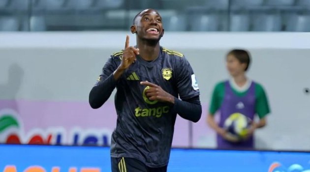 Chypre&nbsp;: Junior Effaghe participe au festival offensif de l’Aris Limassol (4-0)&nbsp;!