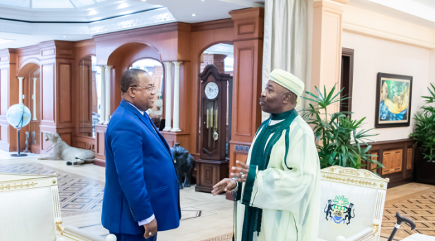 Ali Bongo s’entretien à nouveau avec son Premier ministre