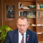 Lee White participe à un séminaire sur les opportunités d’investissements en Afrique centrale