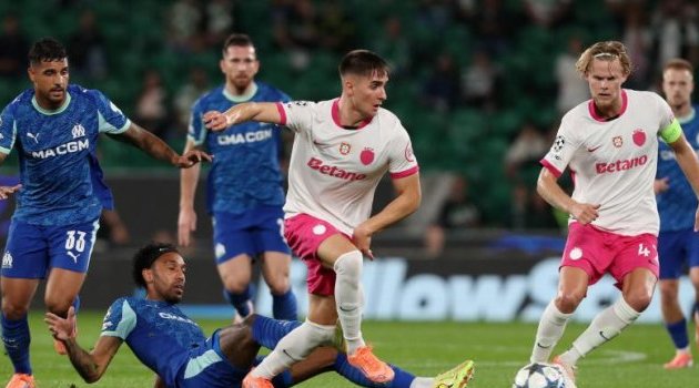 Ligue des champions UEFA&nbsp;: soirée noire pour l’OM, malgré une nouvelle passe décisive d’Aubameyang