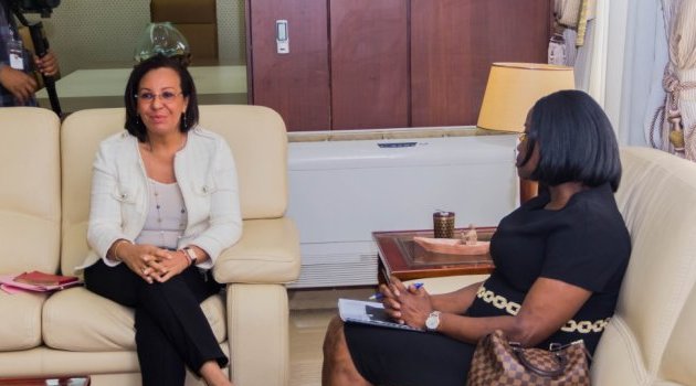 Madeleine Berre reçoit la représentante résidente de la Banque mondiale Alice Ouedraogo