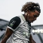 Ligue 2&nbsp;: le Gabonais Teddy Averlant offre la victoire à Amiens au bout du suspense