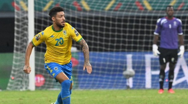 CAF Awards 2025&nbsp;: Denis Bouanga nominé pour le prix du meilleur joueur de l’année