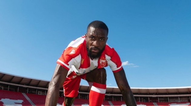 Transfert : Shavy Babicka rejoint l’Étoile Rouge de Belgrade pour quatre ans