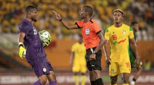 CAN Maroc 2025&nbsp;: quatre gabonais dans la liste des arbitres officiels