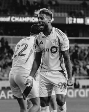 MLS : Denis Bouanga signe un triplé et offre la victoire à Los Angeles FC