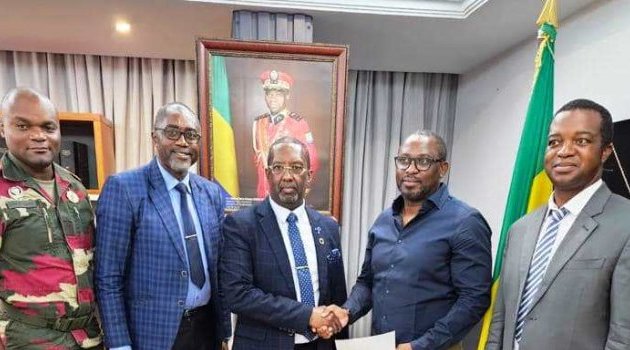 Panthères du Gabon : la signature de Mouyouma sans la Fegafoot, un cadeau empoisonné ?