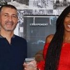 Géraldine Yema reçoit le Ballon de cristal de la Fédération française de basket