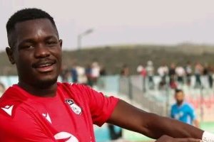 Ligue 1 Mobilis&nbsp;: inarrêtable, Randy Essang Matouti frappe encore et porte l’USM Khenchela