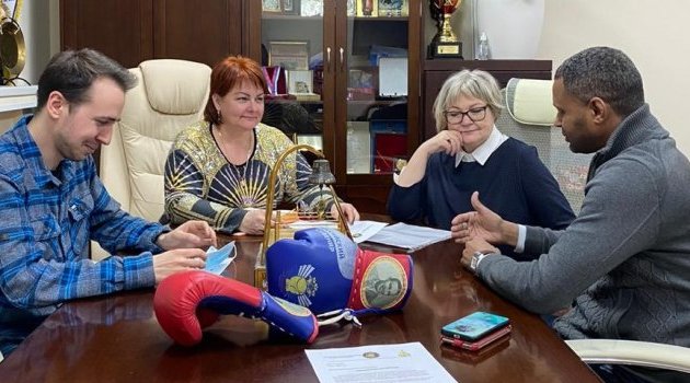 Un gala de boxe pour le lancement des activités des fédérations arabe et russe de boxe anglaise