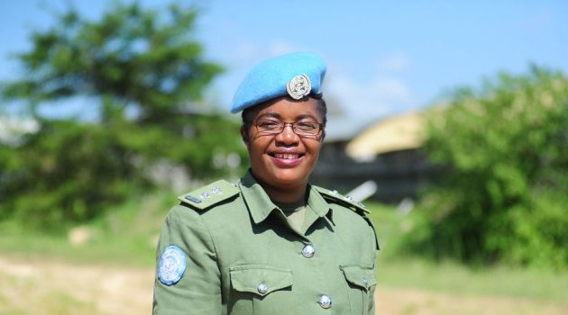 Une zambienne remporte le Prix de la femme policière de l’année de l’ONU