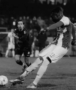 Pays-Bas&nbsp;: Yannis M’Bemba débloque son compteur et participe au festival de Dordrecht