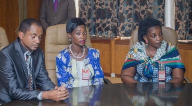 Le collectif des parents des étudiants et stagiaires gabonais de Chine chez le Premier ministre