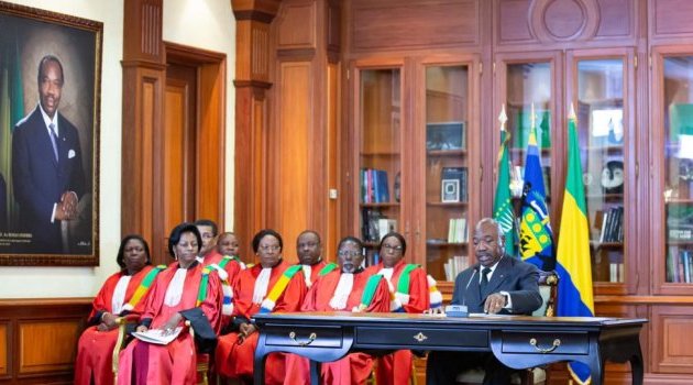 L’ensemble des membres du gouvernement gabonais a prêté serment devant Ali Bongo
