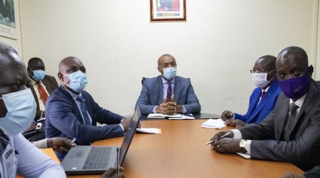 Guy Patrick Obiang Ndong mécontent de la gestion de l’hôpital de Melen