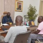 Pierre Alain Mounguengui reçoit l’Union gabonaise de la presse sportive