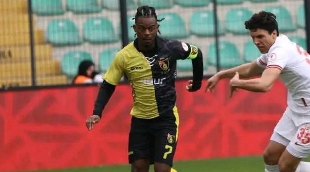 David Sambissa manque un penalty décisif et complique la tâche d’Istanbulspor en coupe de Turquie