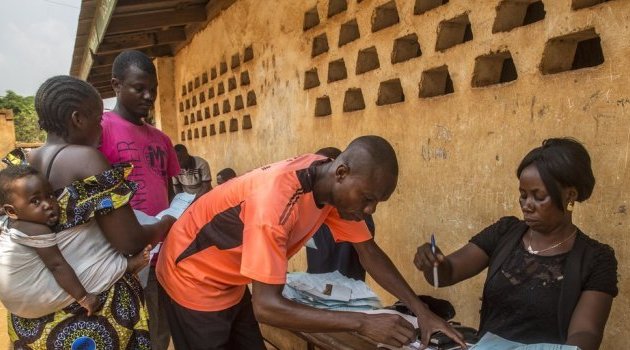 Elections en RCA : « Malgré la menace des groupes armés, la population ne cède pas »