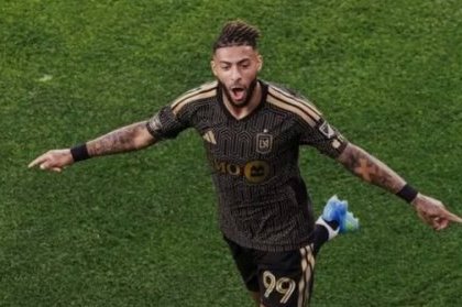 MLS&nbsp;: Denis Bouanga foudroie Orlando City avec un triplé historique en 8 minutes