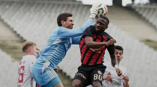 Süper Lig&nbsp;: Shavy Babicka débloque son compteur de buts avec Fatih Karagümrük