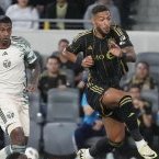 MLS : Denis Bouanga brille dans un derby de feu à Los Angeles