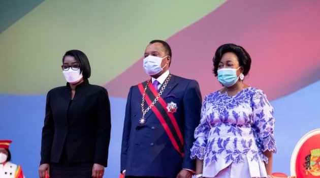 Ossouka Raponda à l’investiture du président congolais Denis Sassou Nguesso